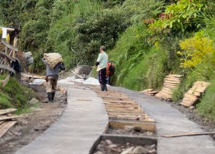 Imagen de En la zona sur de La Ceja ya comenzó la construcción de placas huella