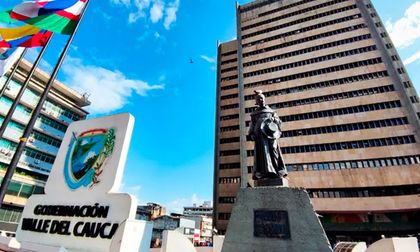 Valle avanza en su plan de desarrollo