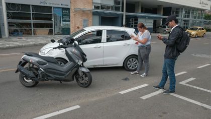 Imagen de  Vehículos involucrados en accidentes menores deben ser retirados inmediatamente de la vía: MinTransporte