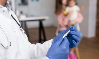 Cali ajusta esquema de vacunación para prevenir la tosferina en menores de seis meses