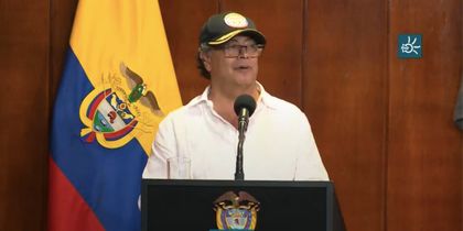 Imagen de “Las pagaron los pudientes para el disfrute de todos”: gobernador a Petro por vías entre Medellín y Rionegro