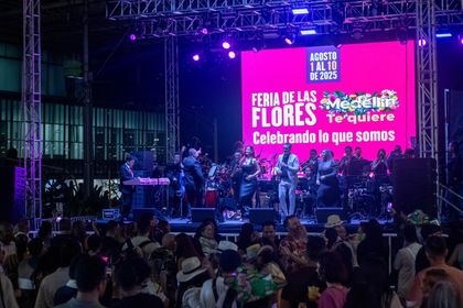 Imagen de La Plaza de Flores supera los 100 mil visitantes en el inicio de la Feria