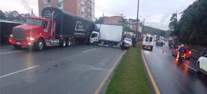 Imagen de La Autopista ya está habilitada tras choque múltiple a la altura de Guarne