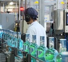 Gobernadores respaldan devolución de recursos tras caída de impuesto a licores