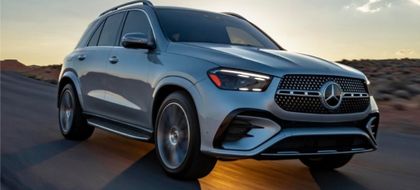 Imagen de  SAE tiene una gran subasta de vehículos y motos de alta gama: aún puede participar