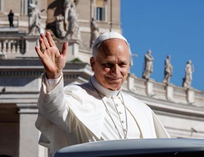 Imagen de  El papa se verá con Milei, visitará una cárcel y oficiará misa multitudinaria en Argentina