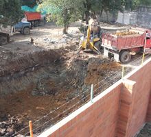 Alcaldía inspecciona colapso de muro en sede educativa Pablo Neruda de Cali