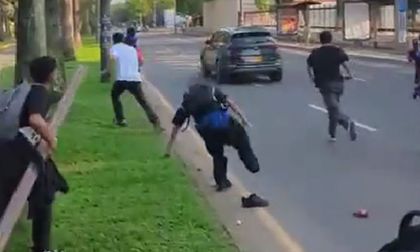 Jóvenes fueron atropellados en medio de bloqueos frente a Univalle