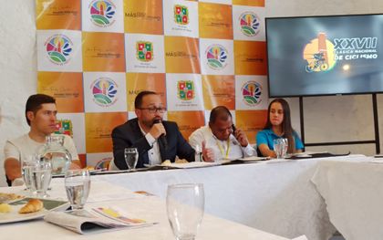 Imagen de  En El Carmen se realizó el lanzamiento de la Clásica de Ciclismo Alberto Jiménez Martínez