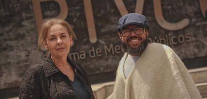 Imagen de  El profe Ubeimar Ríos, protagonista de «Un poeta», vuelve a las pantallas como presentador de una serie documental de RTVC