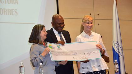 Gobernación sigue apoyando al HUV