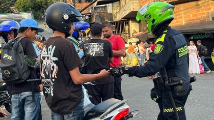 Imagen de  Más de 190 comparendos, una captura y vehículos recuperados dejó operativo de seguridad en el nororiente de Medellín