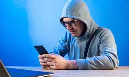 Cómo los estafadores usan tu número sin robarte el celular