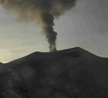 Volcán Puracé mantiene alerta Naranja por emisión de ceniza y sismos