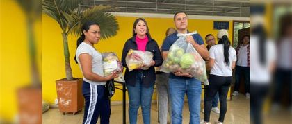 Imagen de  La Ceja entregó 3 700 paquetes alimentarios a los niños y jóvenes beneficiarios de los restaurantes escolares