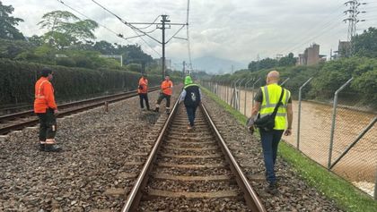 Imagen de  Se registró socavación en la vía férrea del Metro cerca de la estación Poblado, hay afectaciones en el servicio