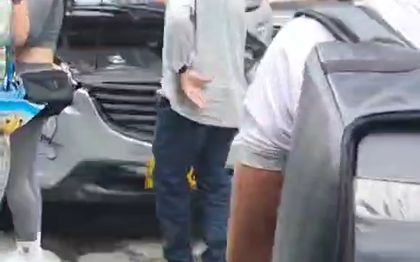 Imagen de Delincuentes robaron $30 millones y se estrellaron contra un carro en persecución en Envigado