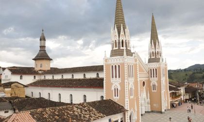 Imagen de  Toque de queda, cierre de fronteras, ley seca: Abejorral combate al COVID-19