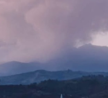 Vigilancia por alerta naranja de volcán Puracé
