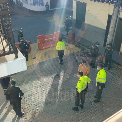 Imagen de «Es materia de investigación»: Alcalde de La Unión sobre el incendio en la estación de Policía