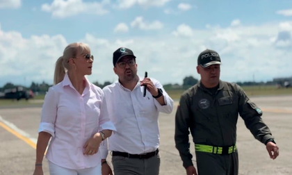 Gobernadora del Valle supervisa desde el aire despliegue de Fuerza Pública para seguridad en elecciones