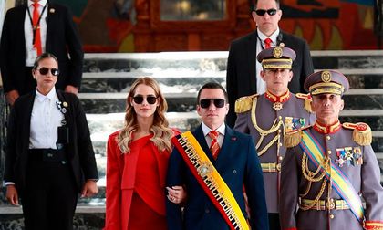 Atacan al presidente de Ecuador durante visita oficial