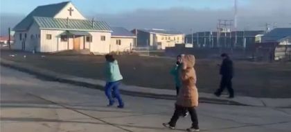 Imagen de  Fuerte sismo de 7,5 sacude el extremo sur de Chile y activa alerta de tsunami en Magallanes