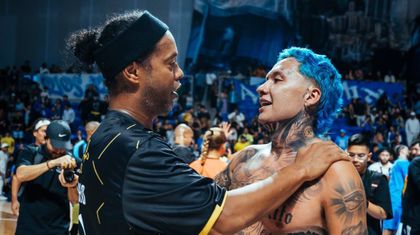 Imagen de  Blessd vs. Ronaldinho: todo lo que debe saber sobre el “Si Sabe Fest Deluxe” en Medellín
