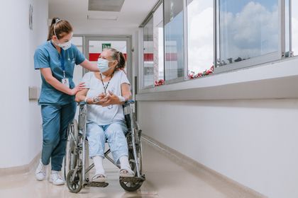 Imagen de ¿Busca estudiar? La Clínica Somer ofertará técnico laboral en cuidado de pacientes