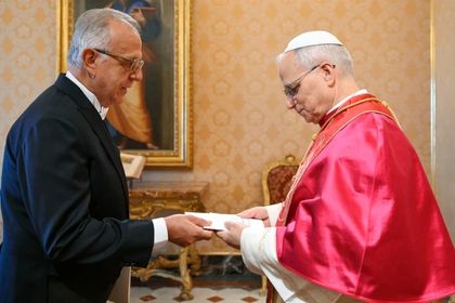 Imagen de  Papa León XIV recibió a Iván Velásquez como nuevo embajador de Colombia en el Vaticano