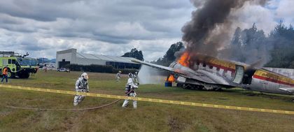 Imagen de  Exitoso simulacro en el aeropuerto de Rionegro: Secuestro de un avión y explosiones
