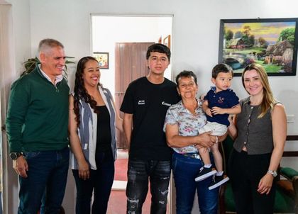 Imagen de  Gobernador y primera dama de Antioquia visitan Marinilla y presentan balance de la estrategia Arrullos