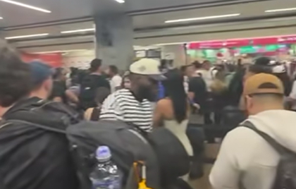 Imagen de  Proceso migratorio en el aeropuerto JMC se volvió un calvario, gobernador preguntó a Migración por soluciones
