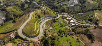 Imagen de  El Carmen y El Santuario ahora están a solo 20 minutos de distancia: así es la nueva vía