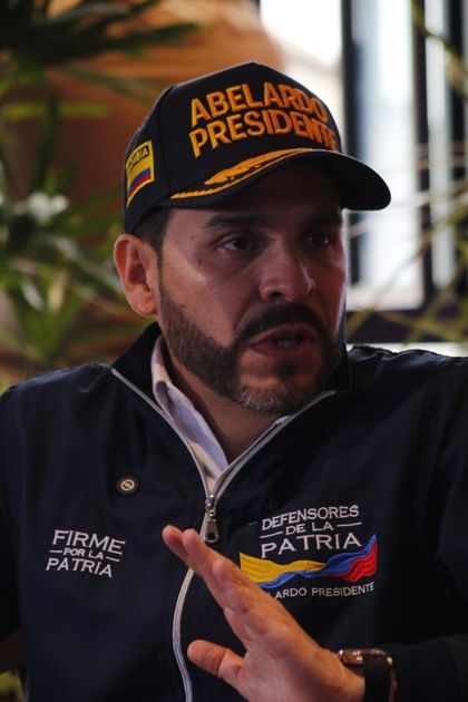 Imagen de  Equipo de De La Espriella desmiente versiones sobre trabajo por horas