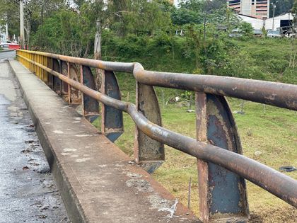 Imagen de Puente de El Tranvía en Rionegro permanecerá cerrado tras incendio