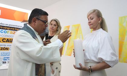 Dilian abrió las puertas del centro de operaciones de su campaña