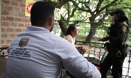 Si deja basura en la calle, podría terminar pagando hasta $1.500.000 en Cali