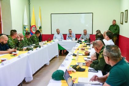 Imagen de  Gobernador de Antioquia ofrece $100 millones por alias Lobo y Pimpón, nuevos cabecillas del frente 36