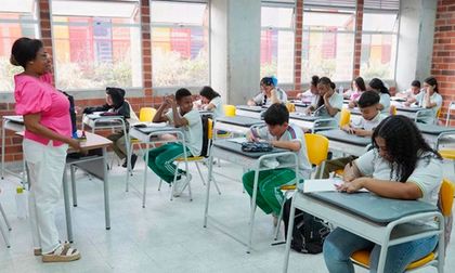 Cali Vuelve al Aula: así avanza el regreso a clases y la recuperación de colegios afectados por el sismo en Cali