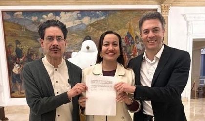 Imagen de  Iván Cepeda, Daniel Quintero y Carolina Corcho insisten en que sí habrá consulta interna del Pacto Histórico