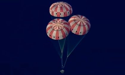 Tripulantes de Artemis II regresaron a la tierra sanos y salvos