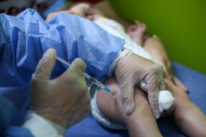 Imagen de  Comenzó vacunación en hombres contra virus del papiloma humano; hay cambios en otras vacunas