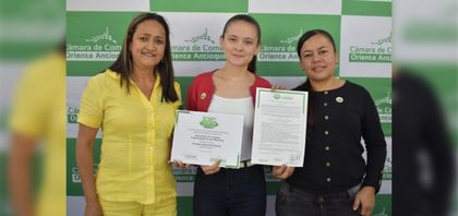 Imagen de  Avanza el fortalecimiento a la Asociación de Mujeres Emprendedoras de Abejorral por parte de la CCOA