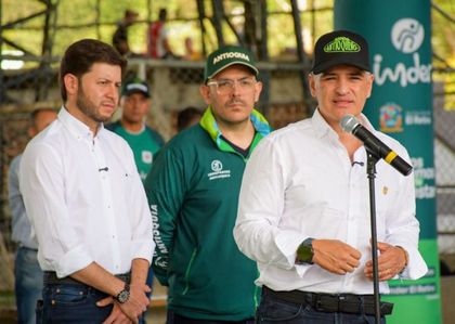 Imagen de Alcaldía y Gobernación entregan obras deportivas en El Retiro