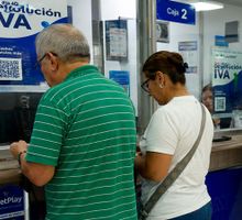¿Recibe la devolución del IVA? Consulte el calendario de pagos, el pico y cédula y los días habilitados para cobrar