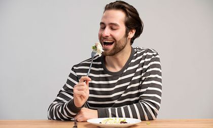 Truco del plato pequeño: Cómo engañar a tu cerebro para comer menos