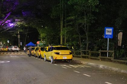 Imagen de  Inauguran acopio de taxis en Provenza para combatir los cobros irregulares y garantizar el servicio