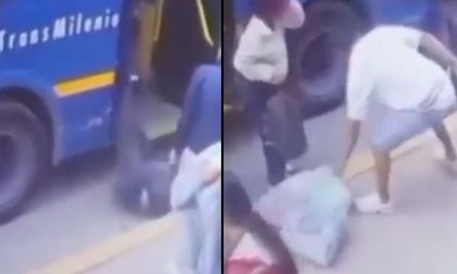 Indignación por sujeto que empujó a un adulto mayor desde un bus