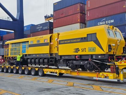 Imagen de Llega a Puerto Antioquia la nueva reperfiladora de alta tecnología para el Metro de Medellín